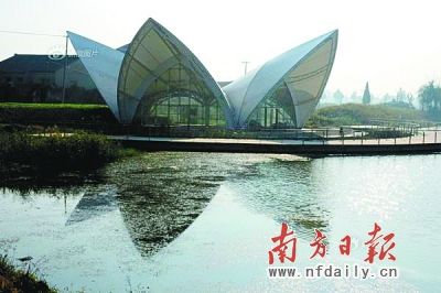 山寨“悉尼歌劇院”現(xiàn)江蘇海安